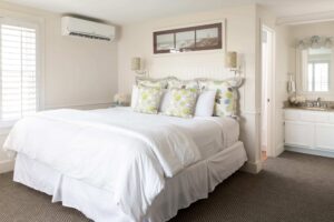 A photo of an Edgartown hotel room near Martha's Vineyard Jaws filming locations.