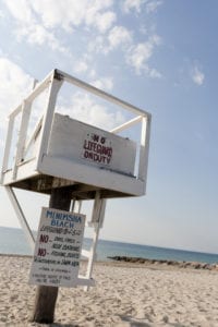 menemsha beach light guard stand