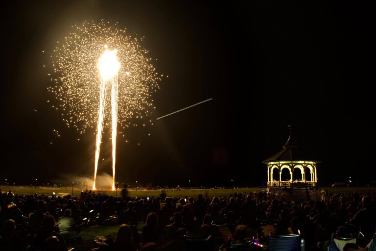 Martha’s Vineyard 4th of July Events Vineyard Square Hotel & Suites